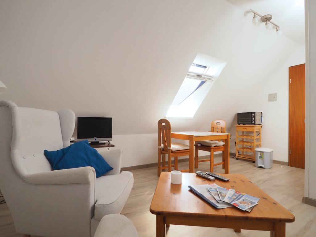 Haus Gisela Apartment Busum Bagian luar foto