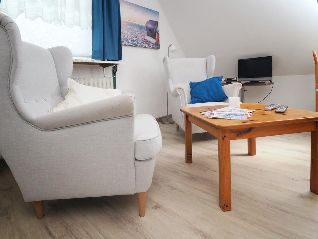 Haus Gisela Apartment Busum Bagian luar foto